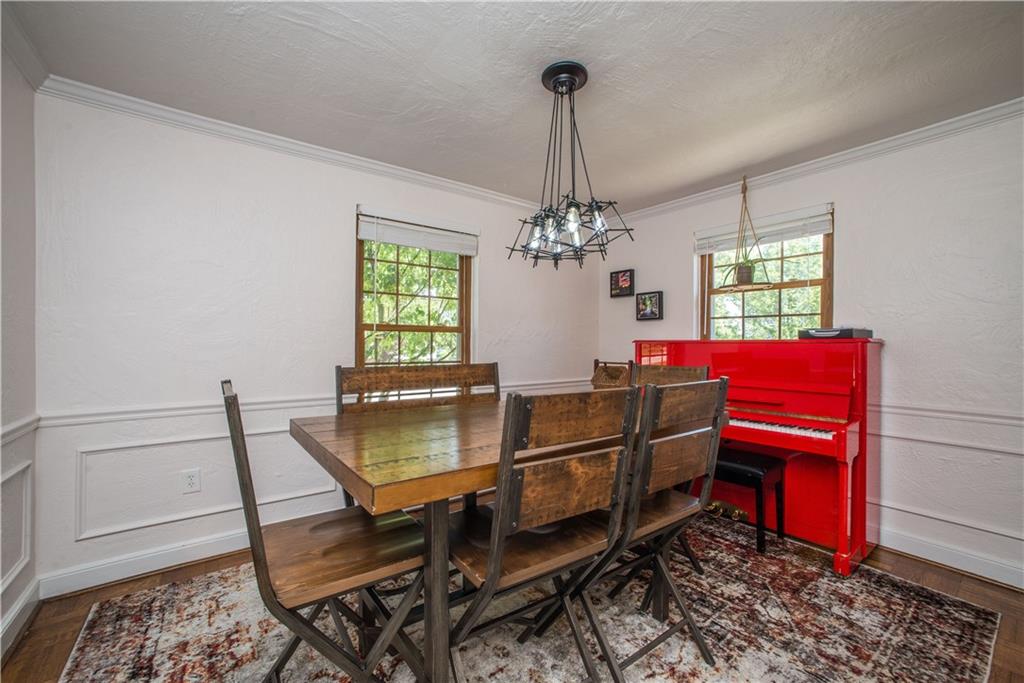 554 Westover Road Pittsburgh, PA 15228 - Photo 6 of 25 Gallery Image 6