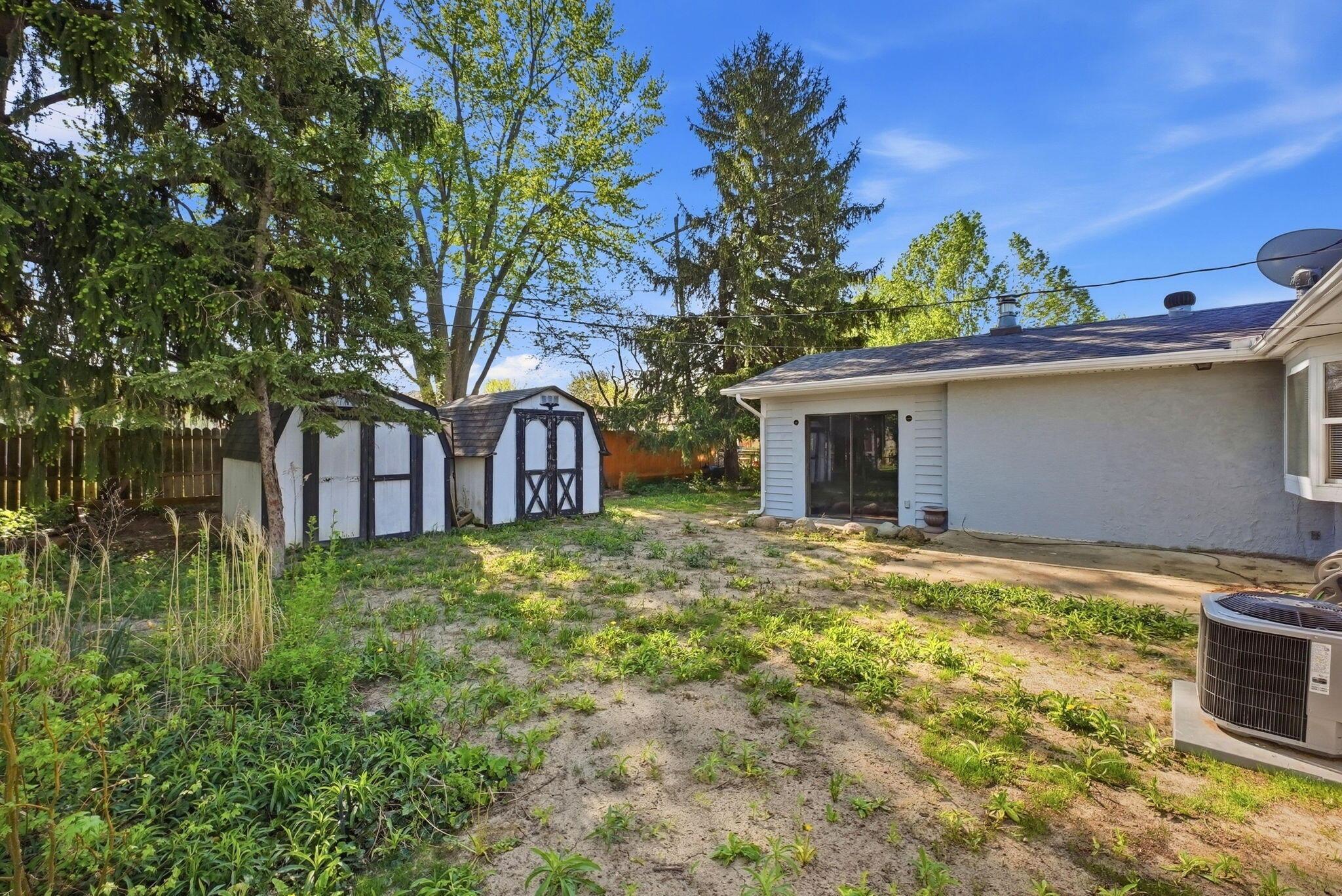 6034 Karl Road Columbus, OH 43229 - Photo 46 of 49