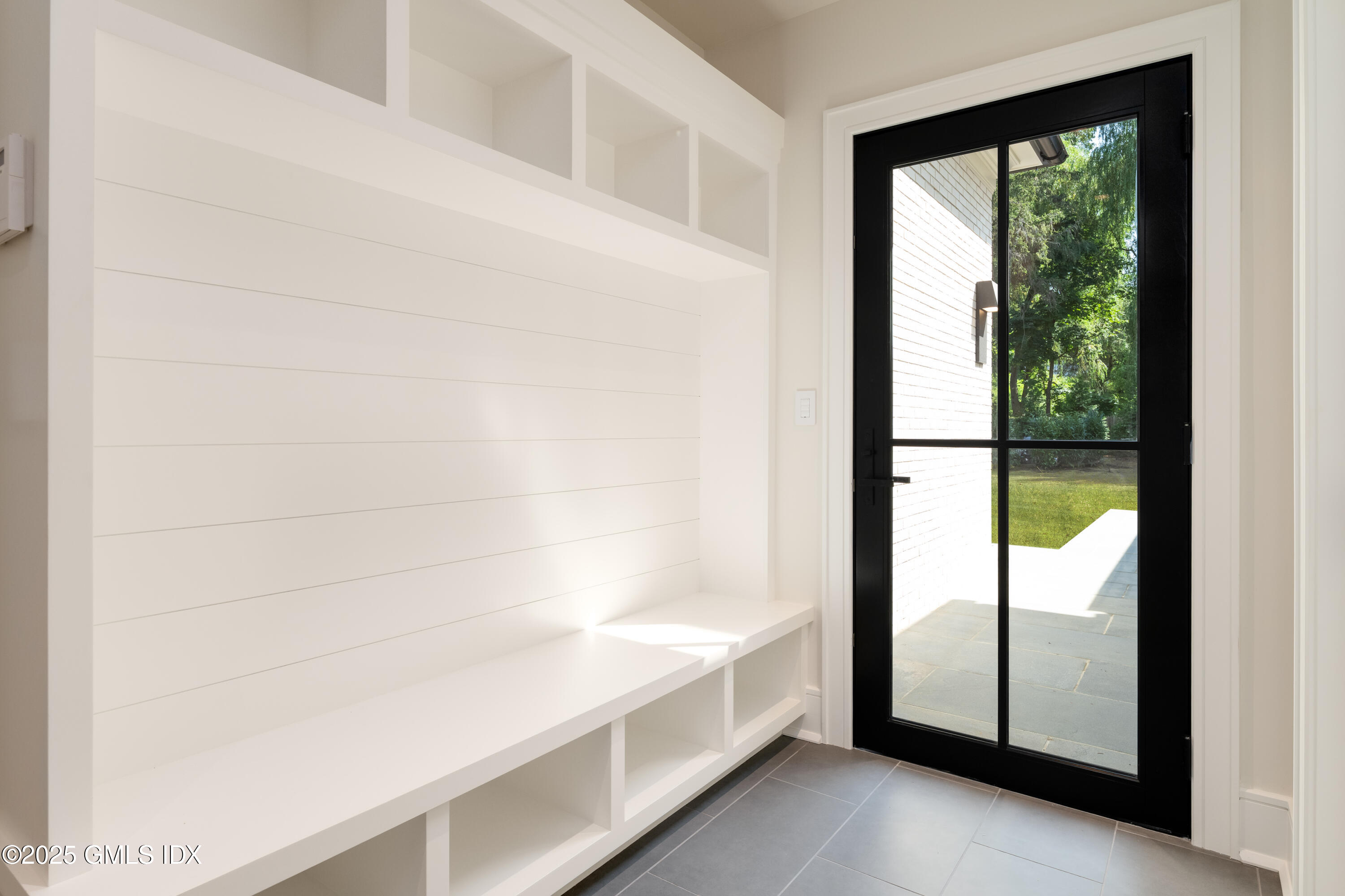 7 Parsonage Road Greenwich, CT 06830 - Photo 12 of 39 MUD ROOM