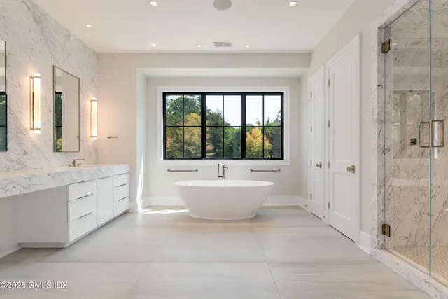 $13,995,000 | 7 Parsonage Road, Greenwich, CT 06830