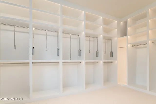 $13,995,000 | 7 Parsonage Road, Greenwich, CT 06830