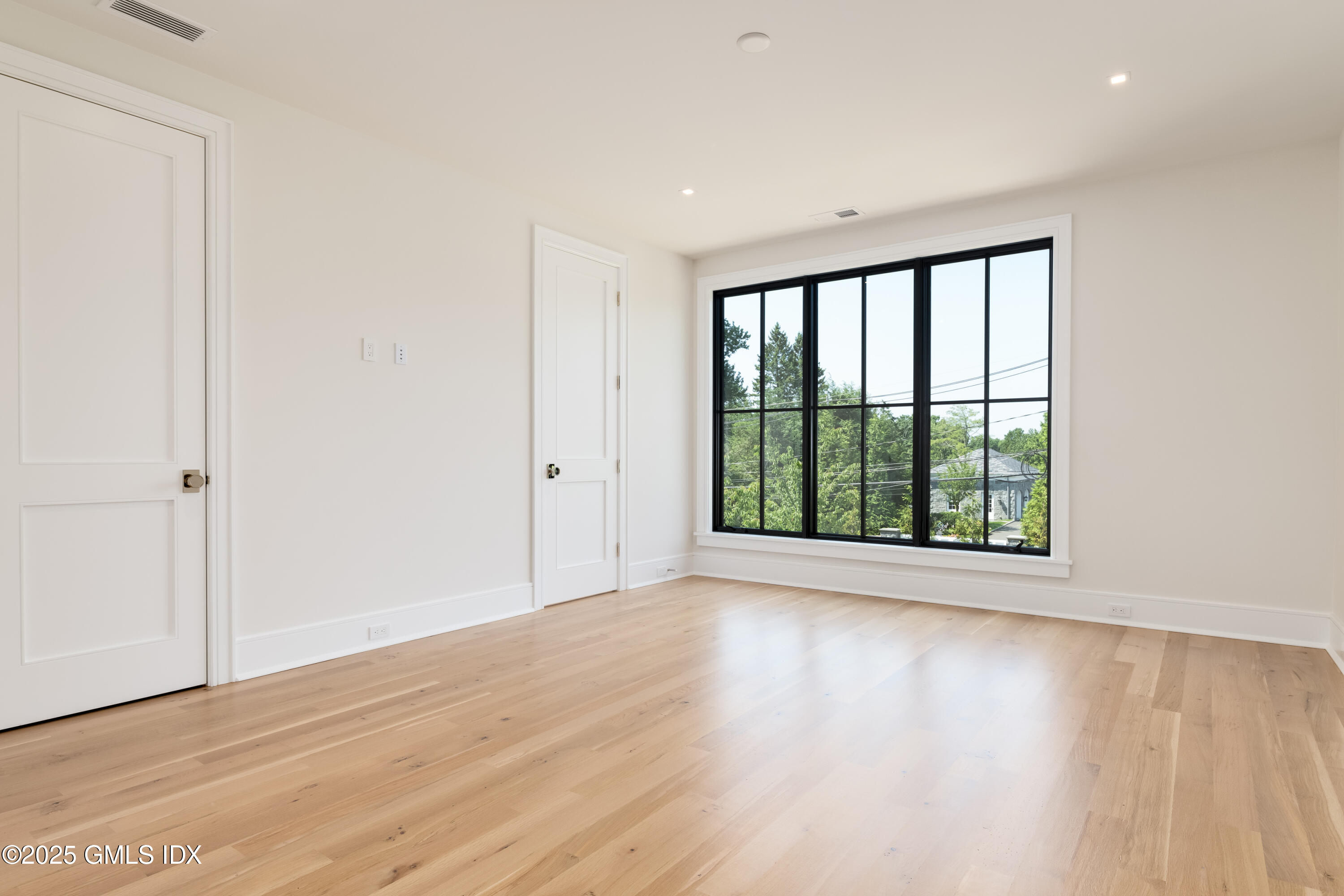 7 Parsonage Road Greenwich, CT 06830 - Photo 21 of 39 BEDROOM