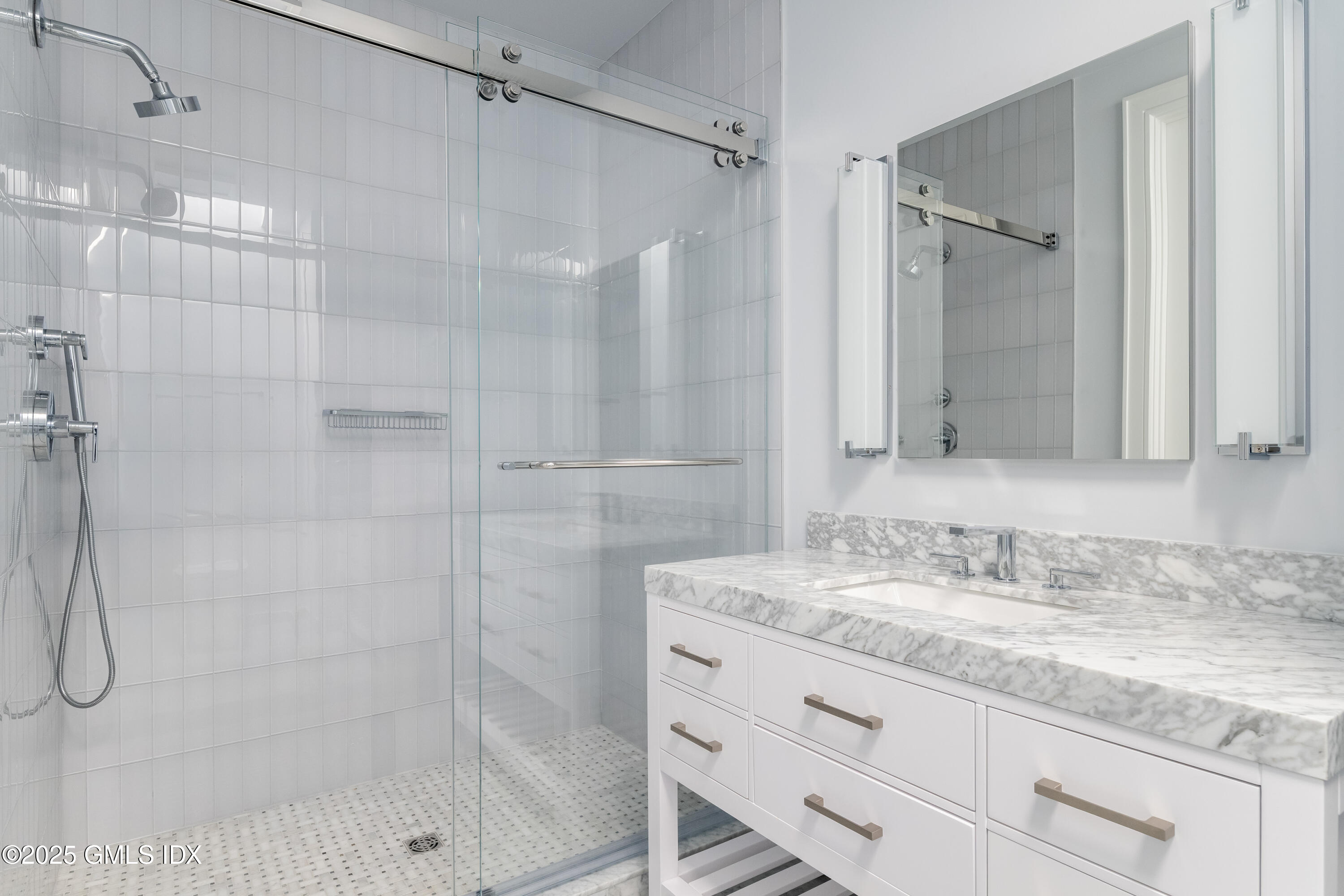 7 Parsonage Road Greenwich, CT 06830 - Photo 22 of 39 BATHROOM