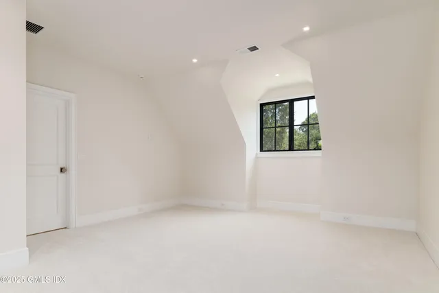 $13,995,000 | 7 Parsonage Road, Greenwich, CT 06830