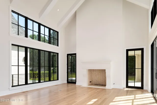 $13,995,000 | 7 Parsonage Road, Greenwich, CT 06830