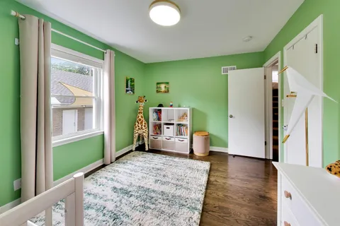 $699,000 | 836 South Ashland Avenue, La Grange, IL 60525