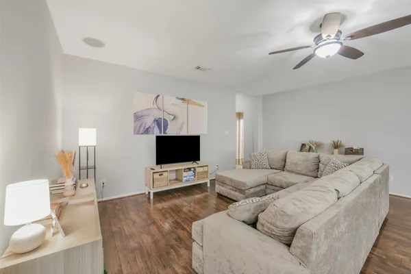 $260,000 | 19815 Rocky Shores Drive, Tomball, TX 77375