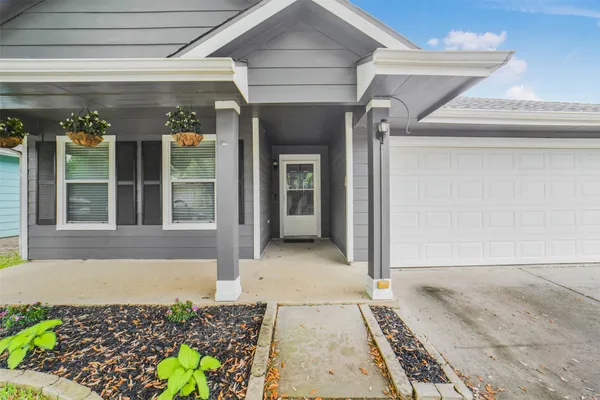 $260,000 | 19815 Rocky Shores Drive, Tomball, TX 77375