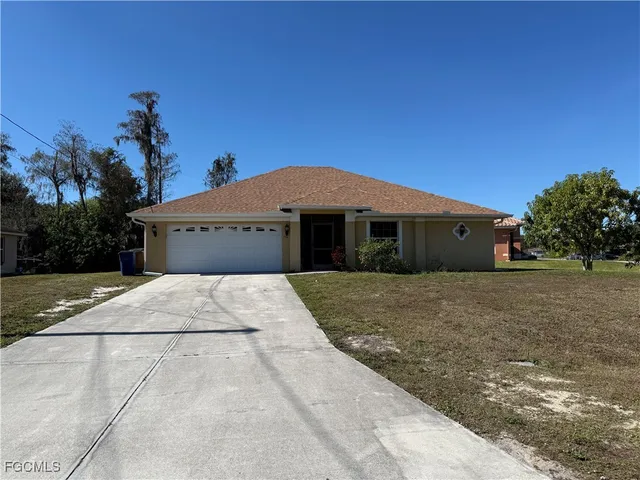$1,500 | 750 Halsey Avenue, Lehigh Acres, FL 33974