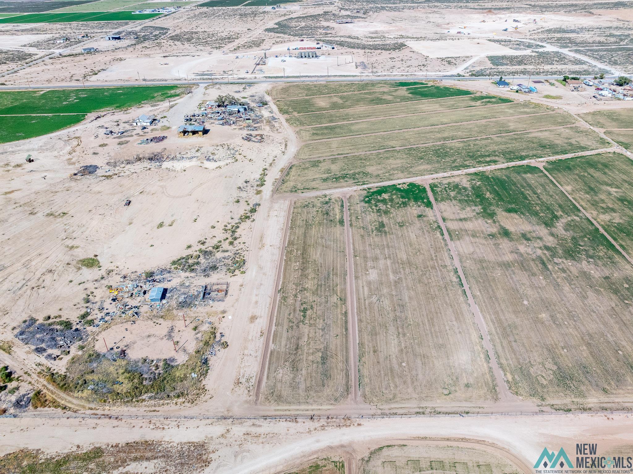 4029 East Derrick Road Carlsbad, NM 88220 - Photo 5 of 9 Gallery Image 5
