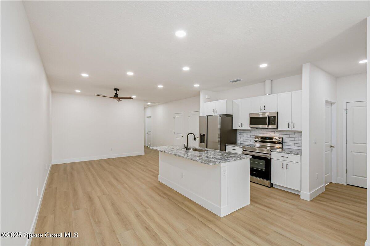 176 Sunset Drive Melbourne, FL 32904 - Photo 8 of 33 27-176-Sunset-218