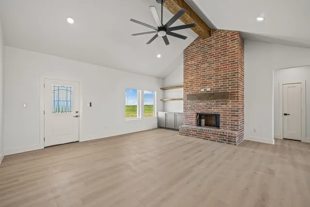 $384,900 | 17614 C R 3100, Slaton, TX 79364