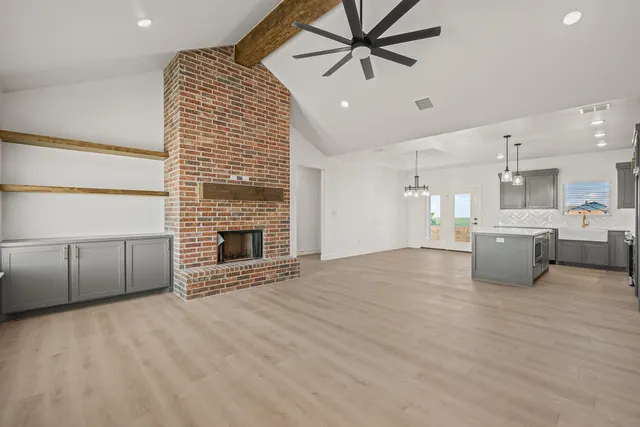 $384,900 | 17614 C R 3100, Slaton, TX 79364