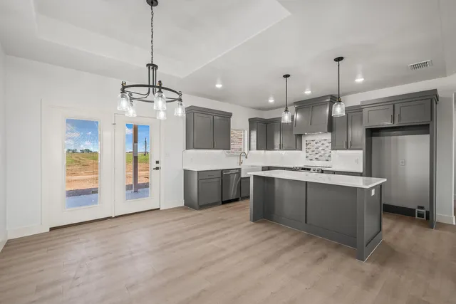 $384,900 | 17614 C R 3100, Slaton, TX 79364