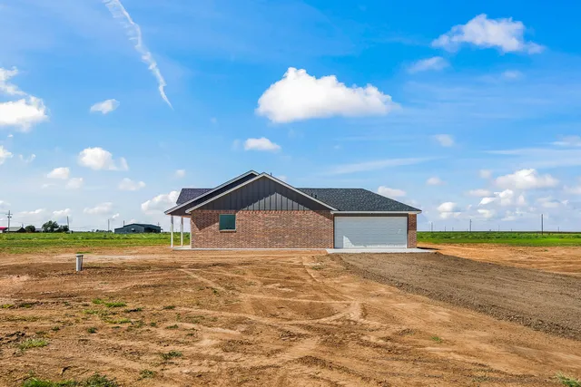 $384,900 | 17614 C R 3100, Slaton, TX 79364