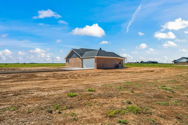 $384,900 | 17614 C R 3100, Slaton, TX 79364