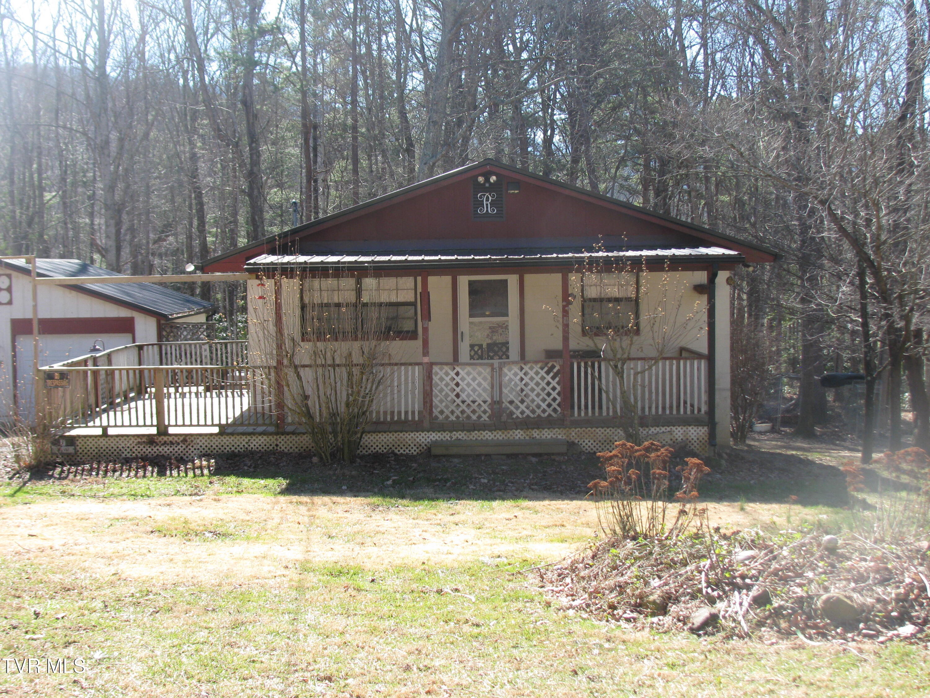 1190 Bill Martin Road Afton, TN 37616 - Photo 1 of 11 IMG_4748
