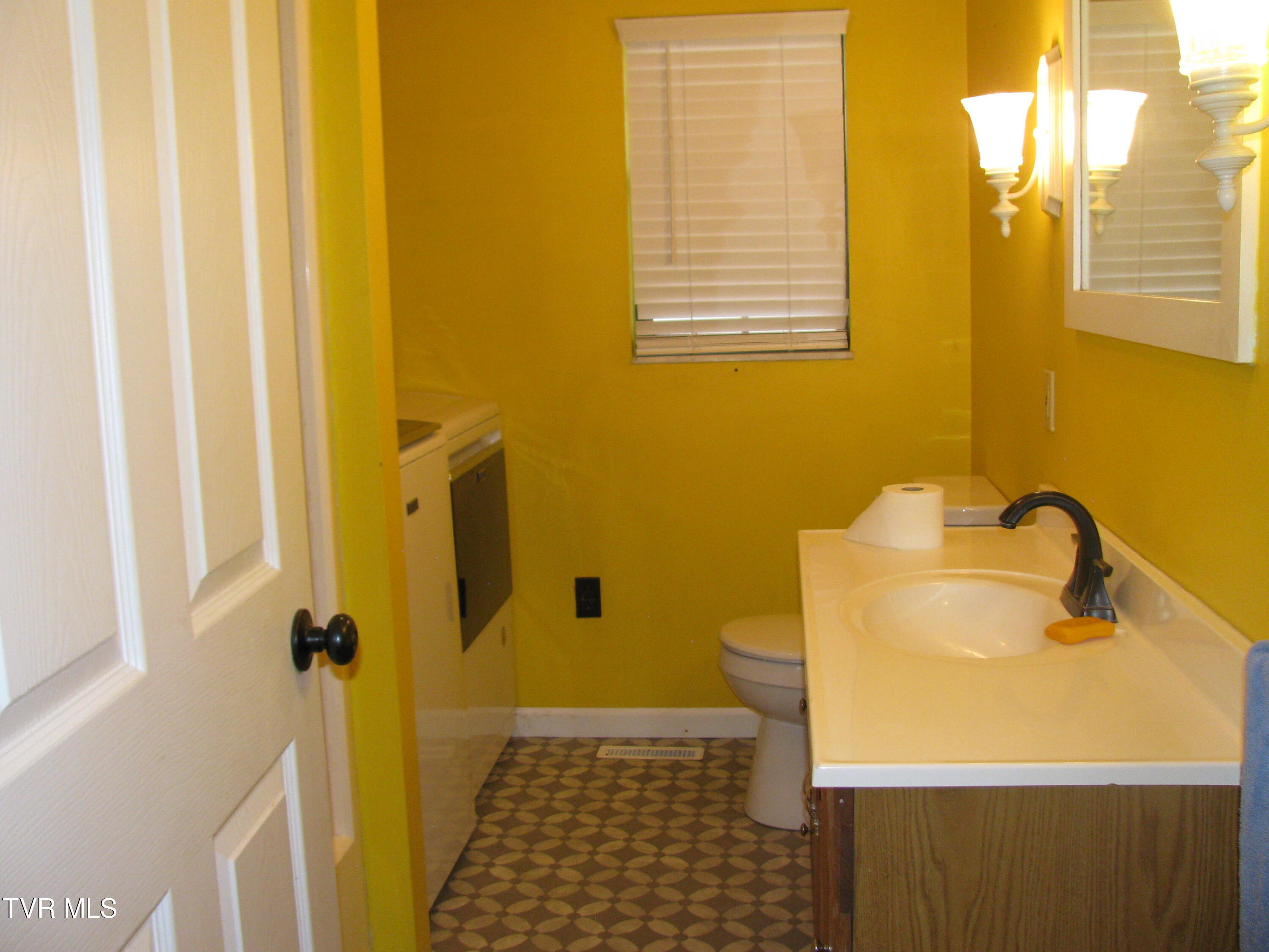 1190 Bill Martin Road Afton, TN 37616 - Photo 10 of 11 IMG_4735