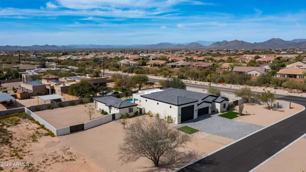 $2,599,000 | 31388 North 57th Place, Cave Creek, AZ 85331