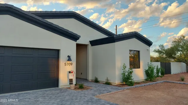 $2,775,000 | 31388 North 57th Place, Cave Creek, AZ 85331