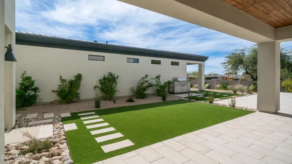 $2,599,000 | 31388 North 57th Place, Cave Creek, AZ 85331