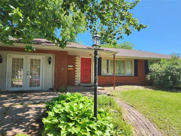 $130,000 | 2832 Grand Avenue, Granite City, IL 62040