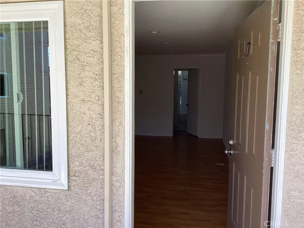 $2,399 | 3010 Montrose Avenue, Unit 17, Glendale, CA 91214
