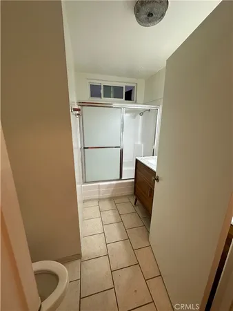 $2,399 | 3010 Montrose Avenue, Unit 17, Glendale, CA 91214