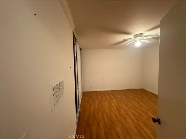 $2,399 | 3010 Montrose Avenue, Unit 17, Glendale, CA 91214