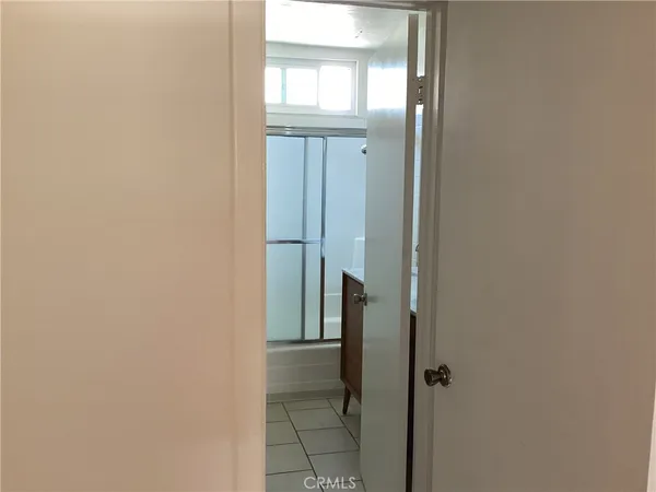 $2,399 | 3010 Montrose Avenue, Unit 17, Glendale, CA 91214