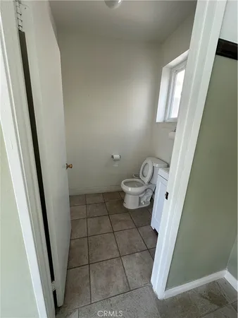 $2,399 | 3010 Montrose Avenue, Unit 17, Glendale, CA 91214