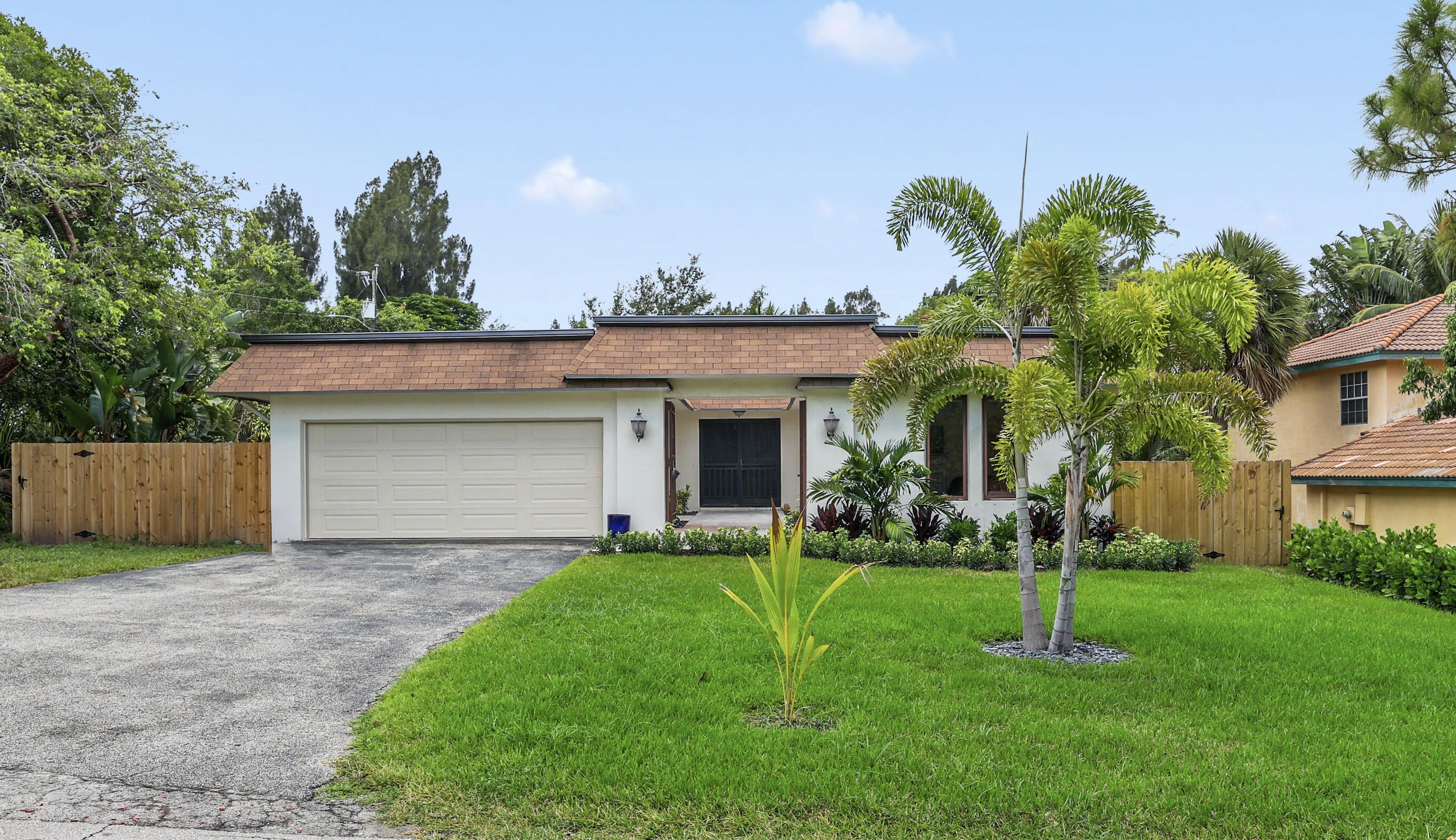 486 Northwest 1st Street Boca Raton, FL 33432 - Photo 1 of 27 486 NW 1st St