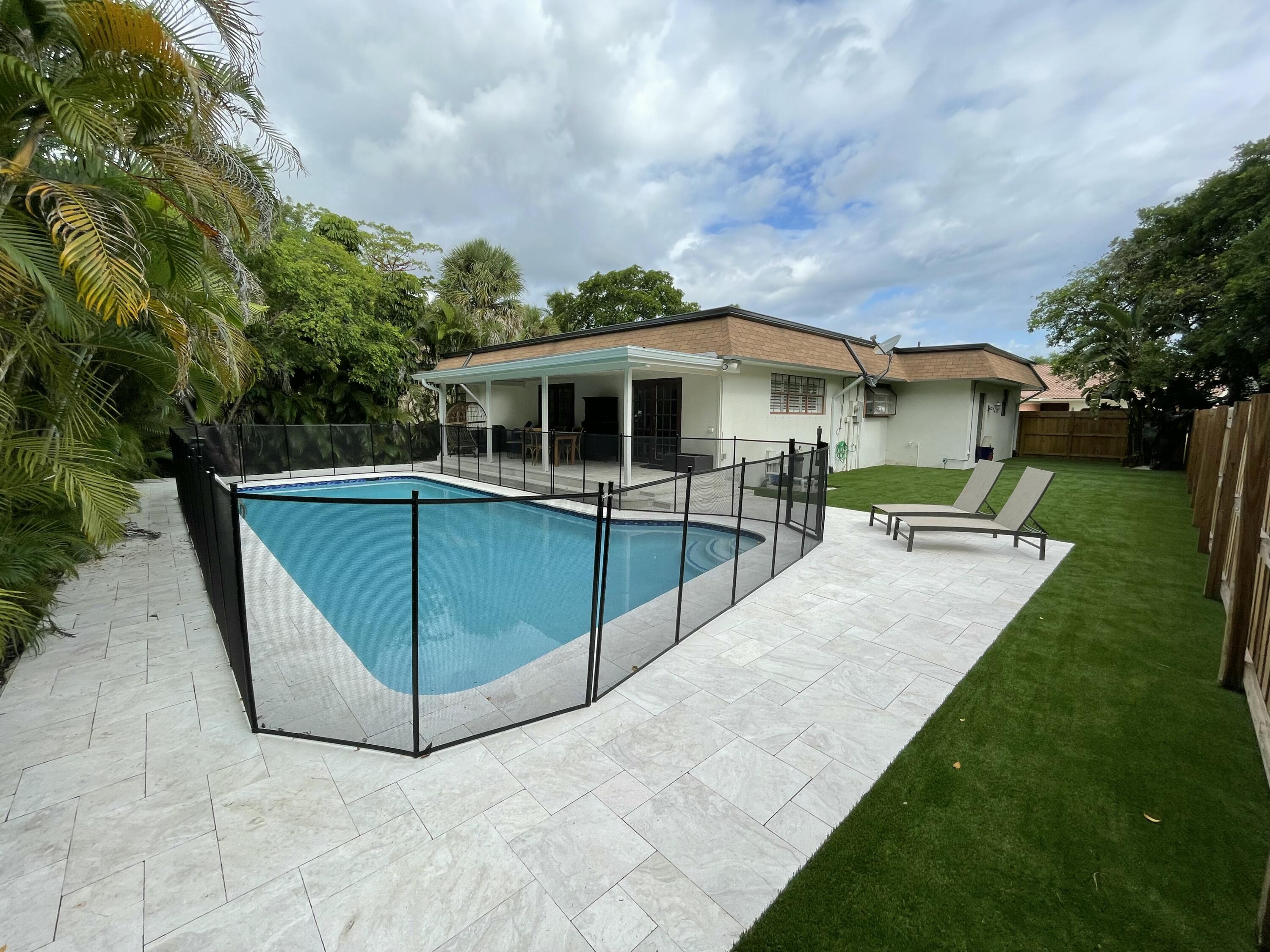 486 Northwest 1st Street Boca Raton, FL 33432 - Photo 25 of 27 IMG_1539