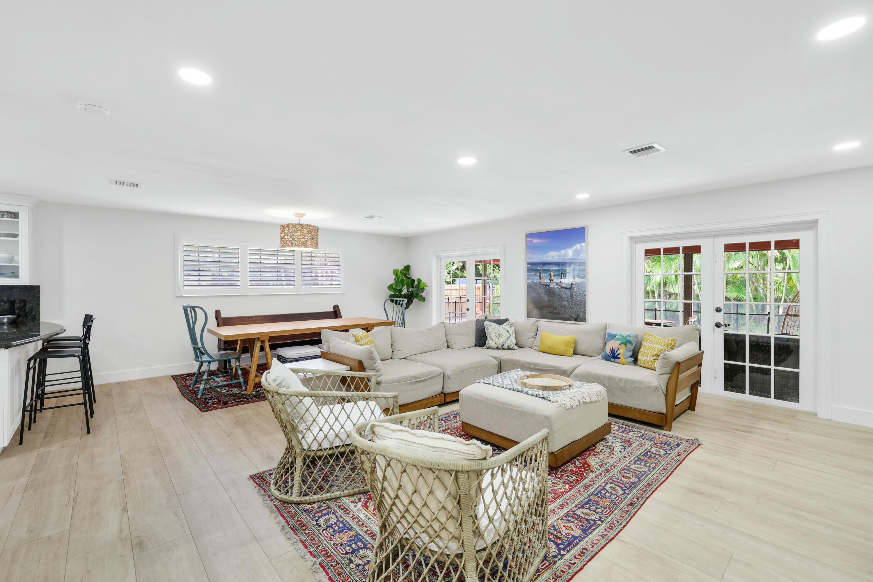 486 Northwest 1st Street Boca Raton, FL 33432 - Photo 6 of 27 tempImage4uR4wL