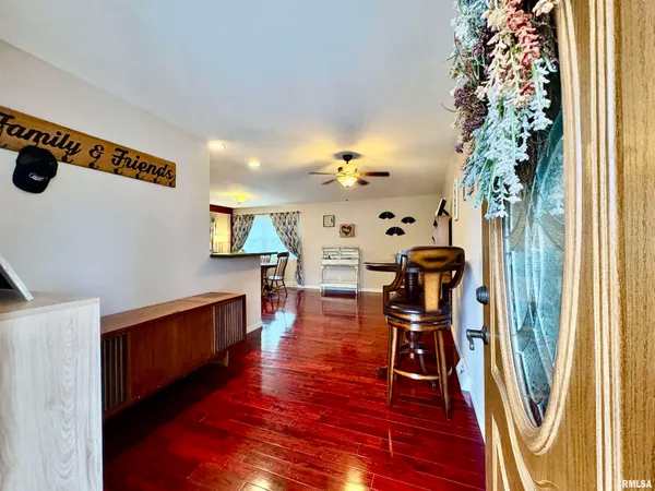$164,900 | 1916 Southview Court, Jacksonville, IL 62650