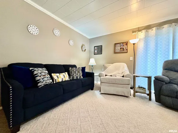 $159,900 | 1916 Southview Court, Jacksonville, IL 62650