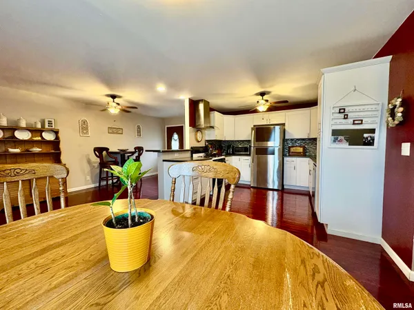 $164,900 | 1916 Southview Court, Jacksonville, IL 62650