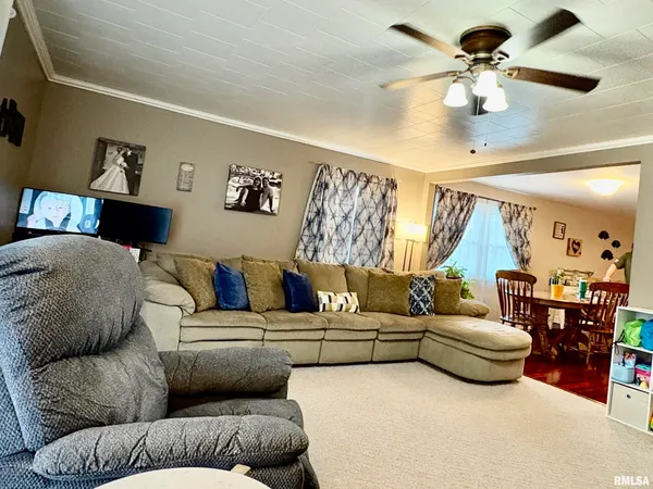 $159,900 | 1916 Southview Court, Jacksonville, IL 62650