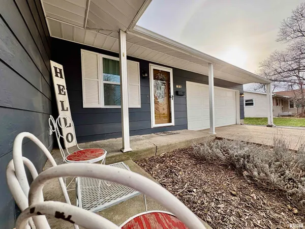 $164,900 | 1916 Southview Court, Jacksonville, IL 62650