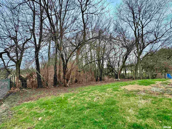 $159,900 | 1916 Southview Court, Jacksonville, IL 62650