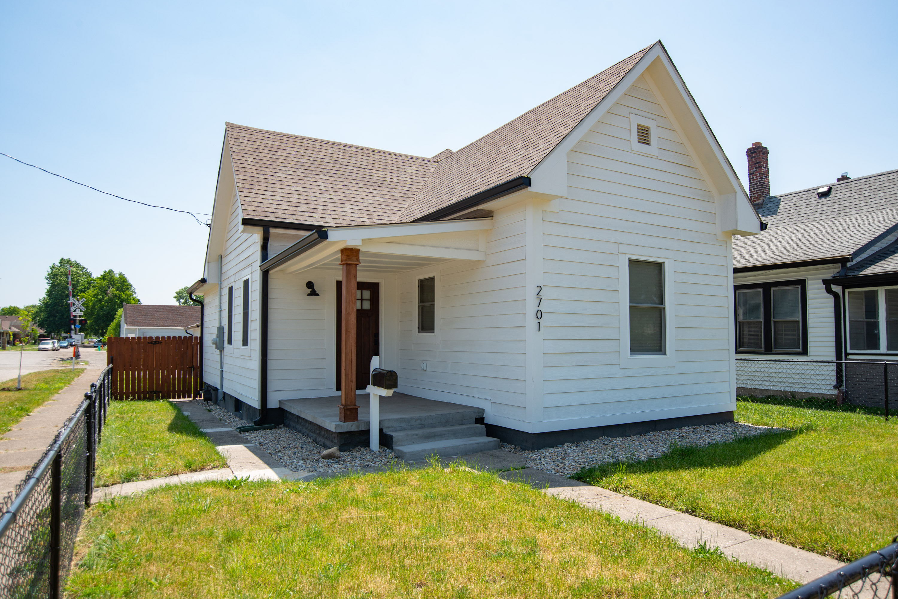 2701 Jackson Street Indianapolis, IN 46222 - Photo 3 of 45