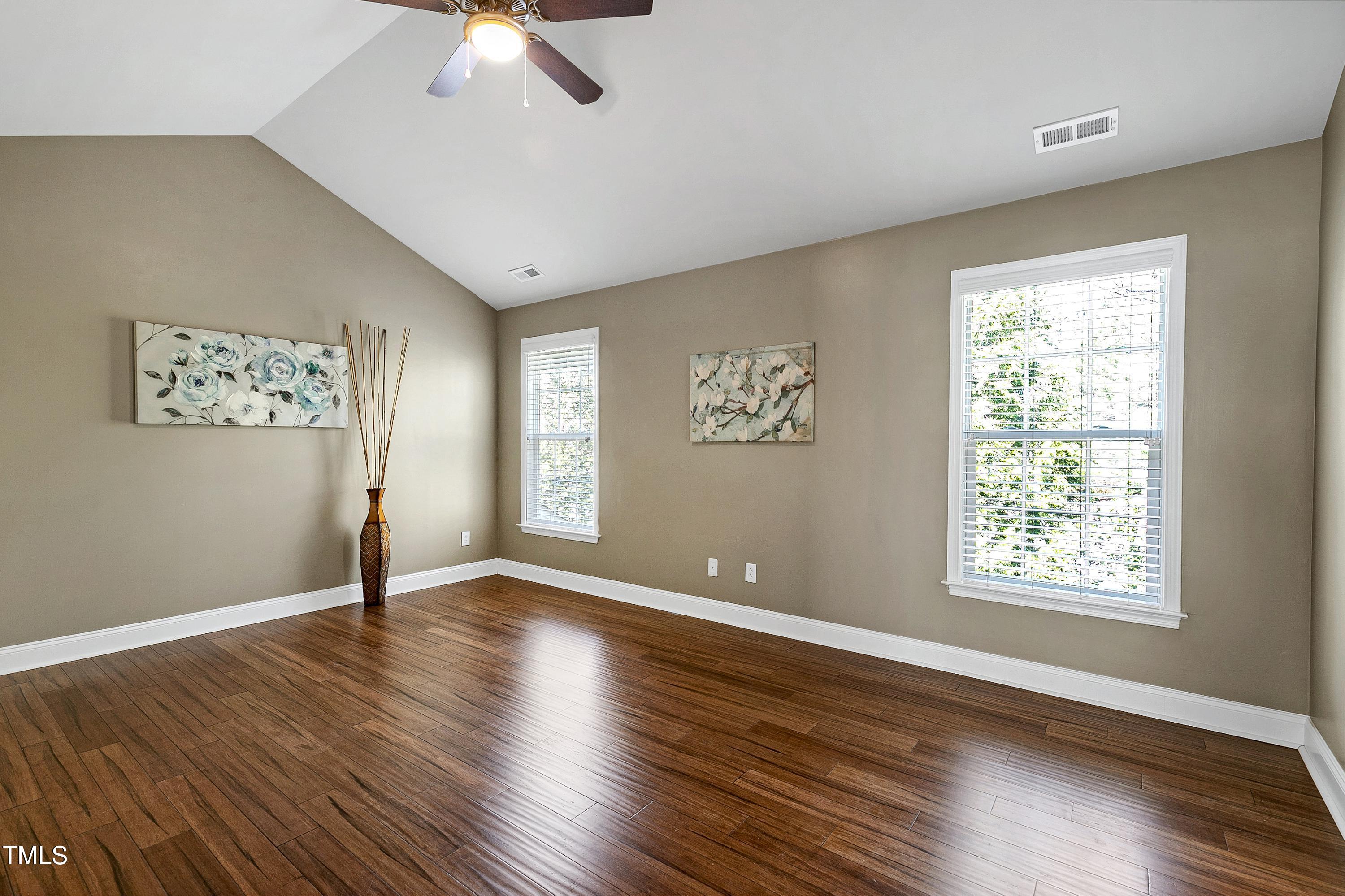 11228 Presidio Drive Raleigh, NC 27617 - Photo 23 of 43 24-Scene-24