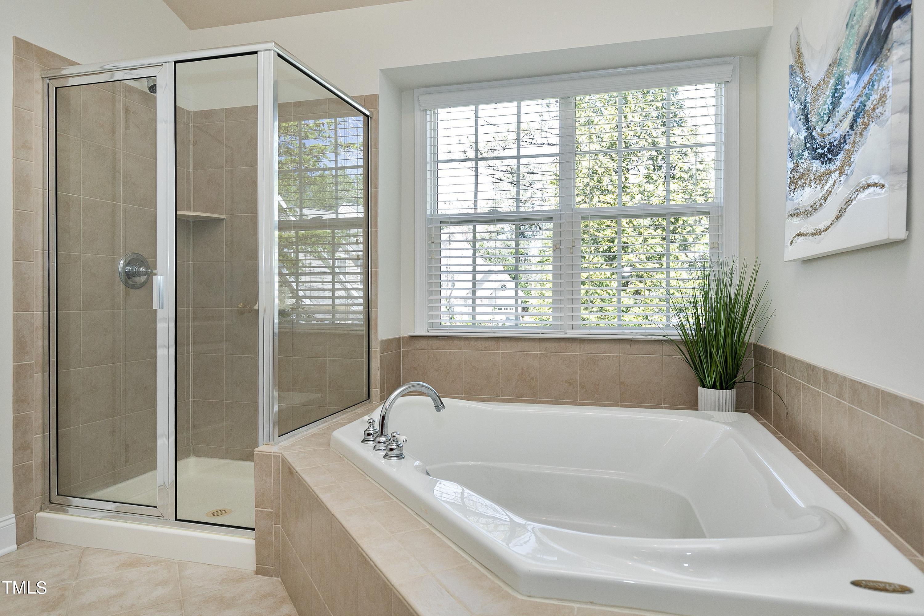 11228 Presidio Drive Raleigh, NC 27617 - Photo 27 of 43 28-Scene-28