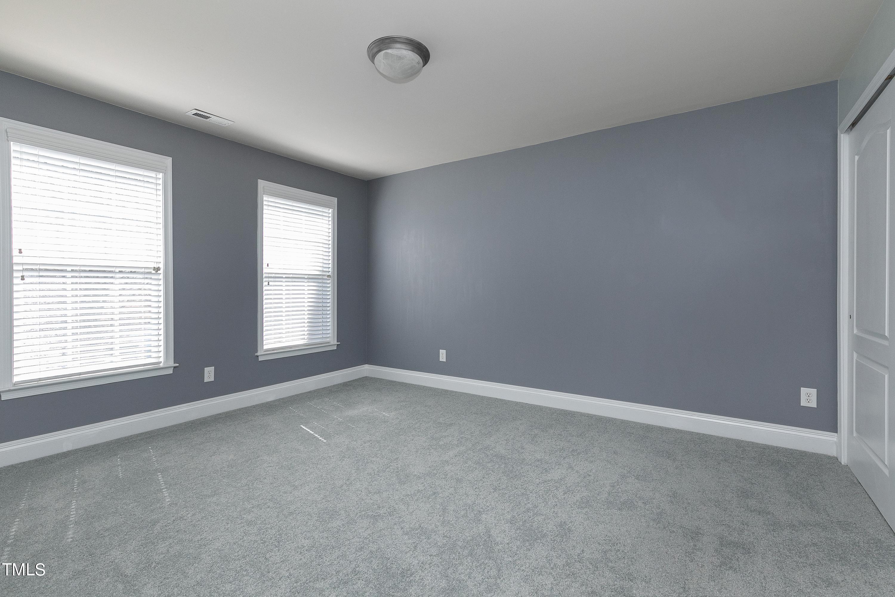11228 Presidio Drive Raleigh, NC 27617 - Photo 30 of 43 31-Scene-31