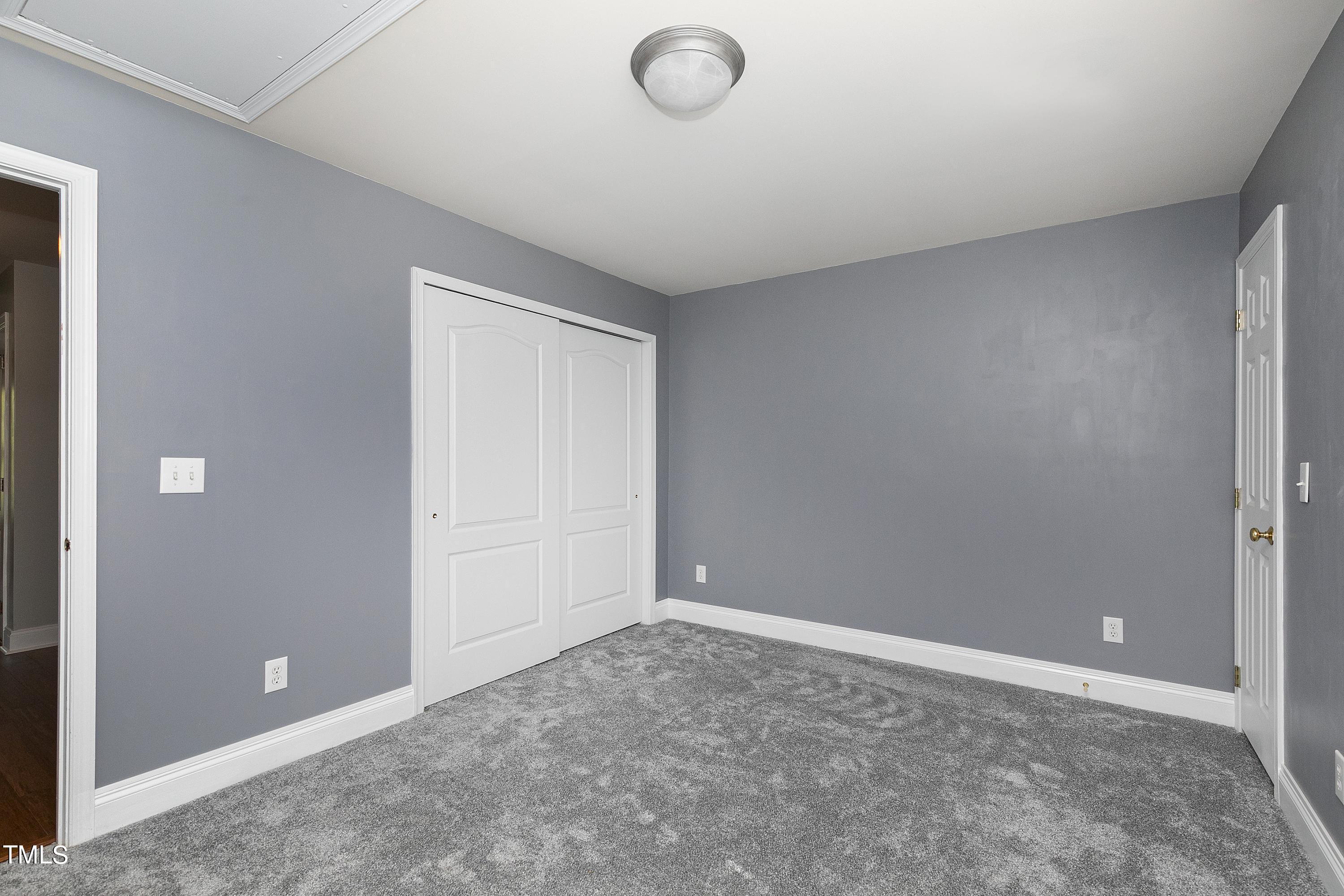 11228 Presidio Drive Raleigh, NC 27617 - Photo 35 of 43 36-Scene-36