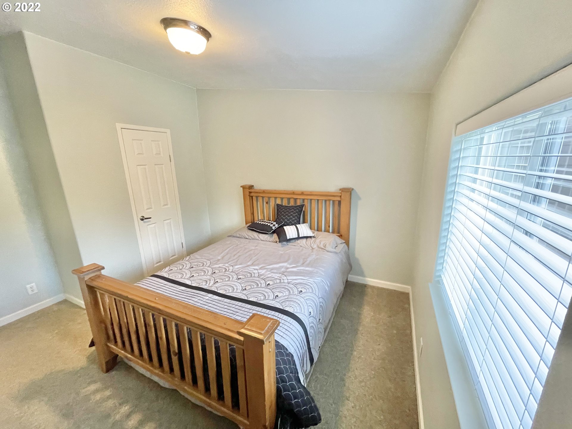 69286 Joshua Rd Bend North Bend, OR 97459 - Photo 18 of 32 Gallery Image 18