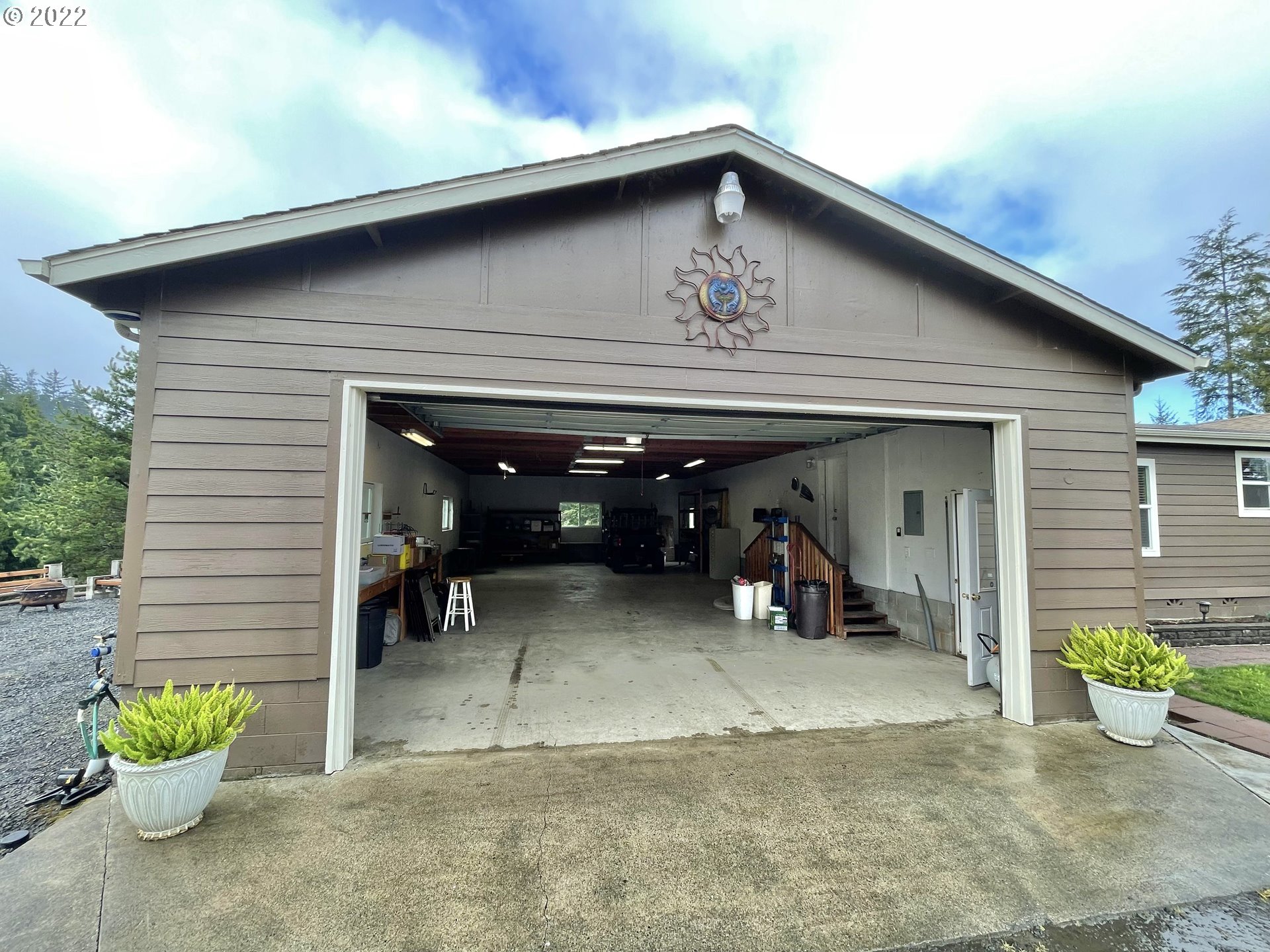 69286 Joshua Rd Bend North Bend, OR 97459 - Photo 23 of 32 Gallery Image 23
