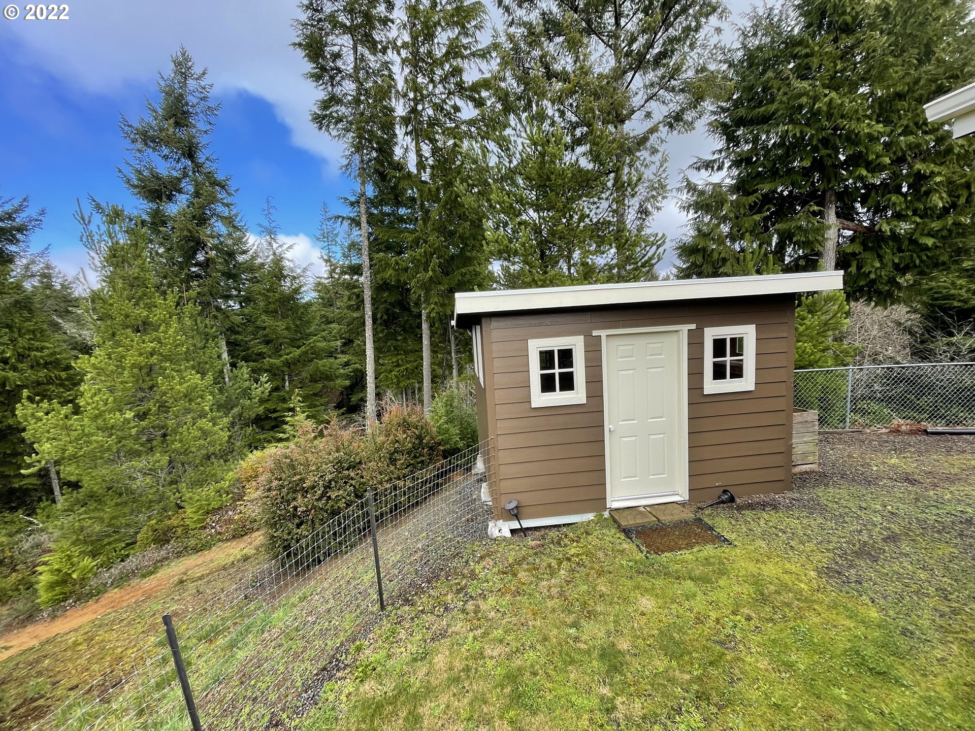 69286 Joshua Rd Bend North Bend, OR 97459 - Photo 29 of 32 Gallery Image 29
