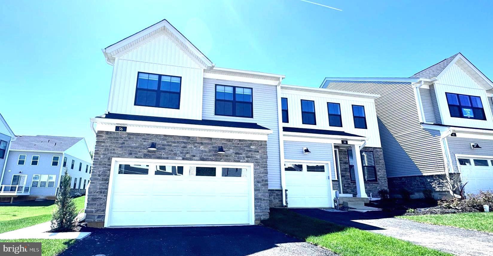 36 Alroy Road, Unit 124 Malvern, PA 19355 - Photo 1 of 24