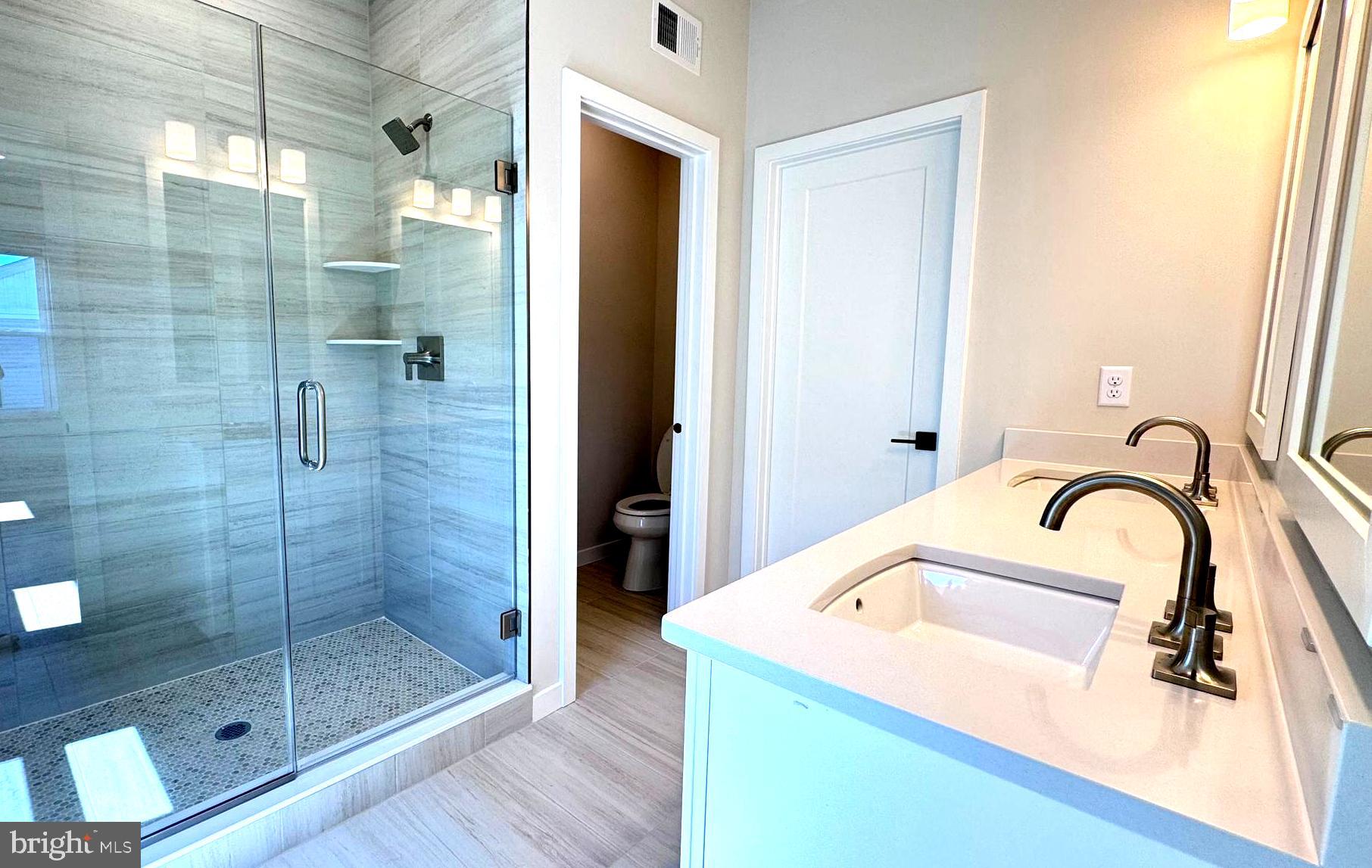 36 Alroy Road, Unit 124 Malvern, PA 19355 - Photo 9 of 24